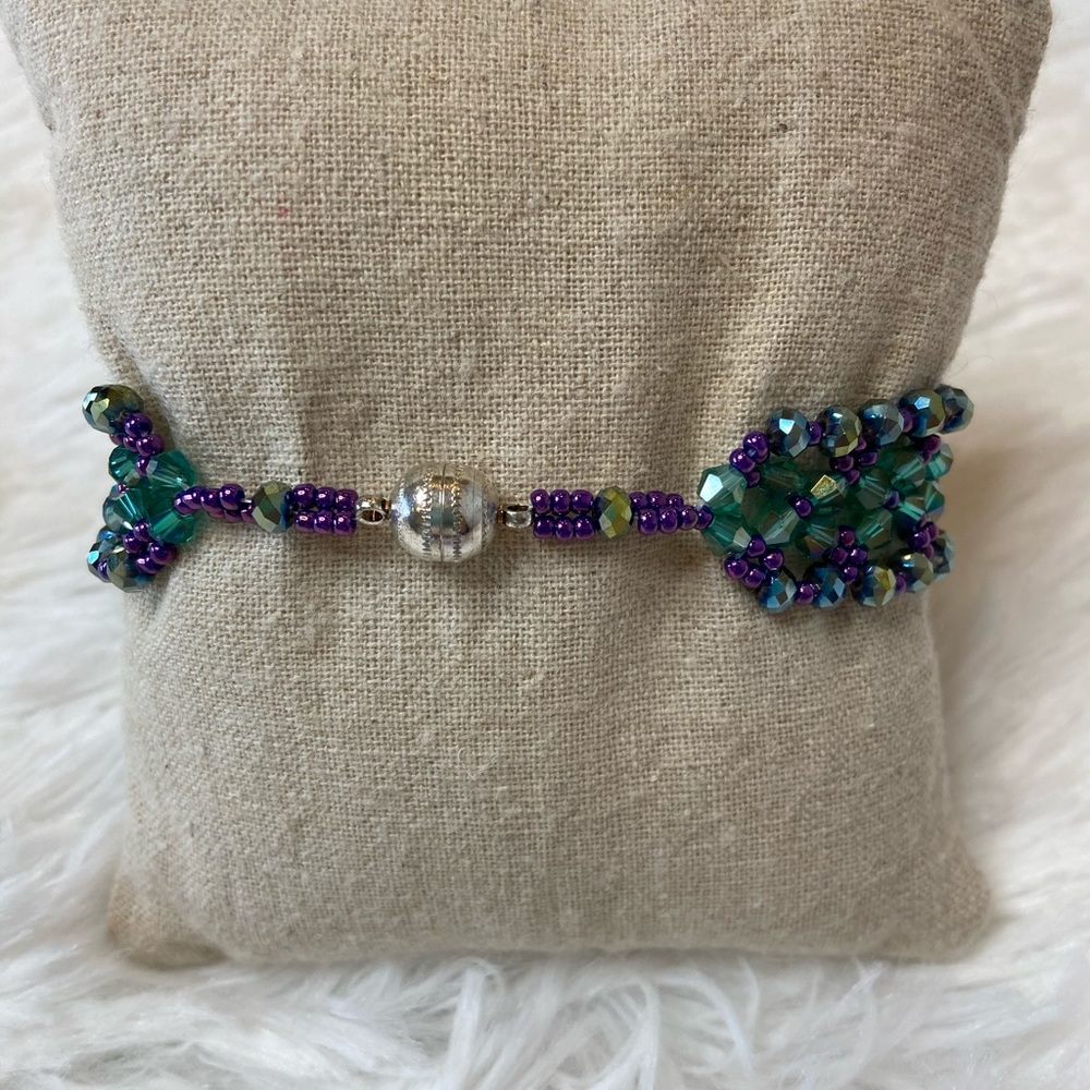 HANDMADE Crystal Ball Charm Bracelet - Picture 2 of 4